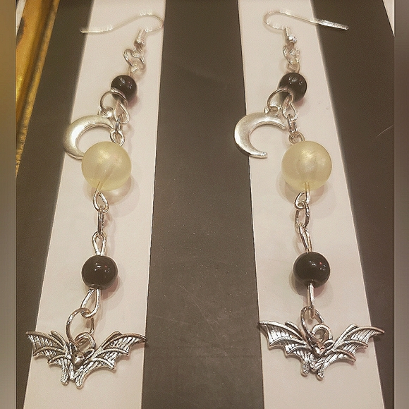 Handmade Bats & Moons Halloween Spooky Dangle Earrings - Picture 3 of 4